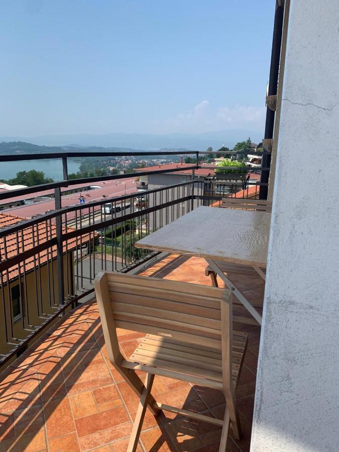 Suite Belvedere Comerio Exteriör bild